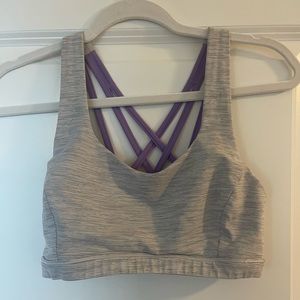 Lululemon sports bra size 6